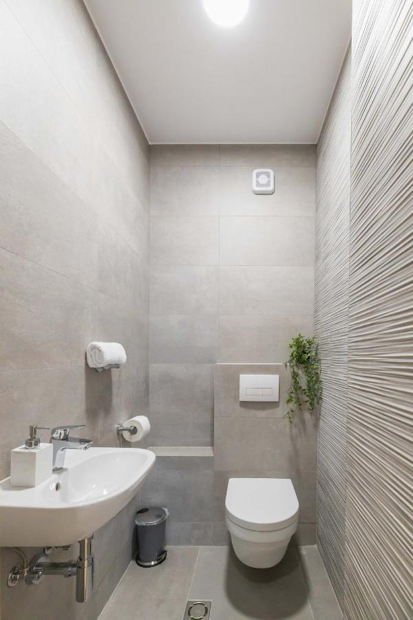 Bianca Apartment Novi Sad Buitenkant foto