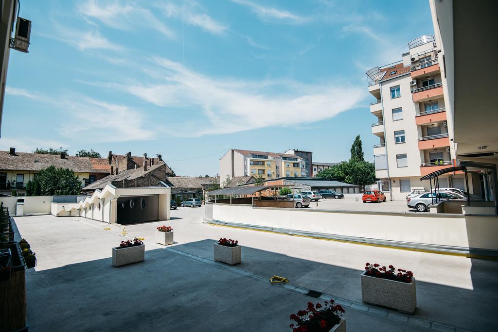 Bianca Apartment Novi Sad Buitenkant foto